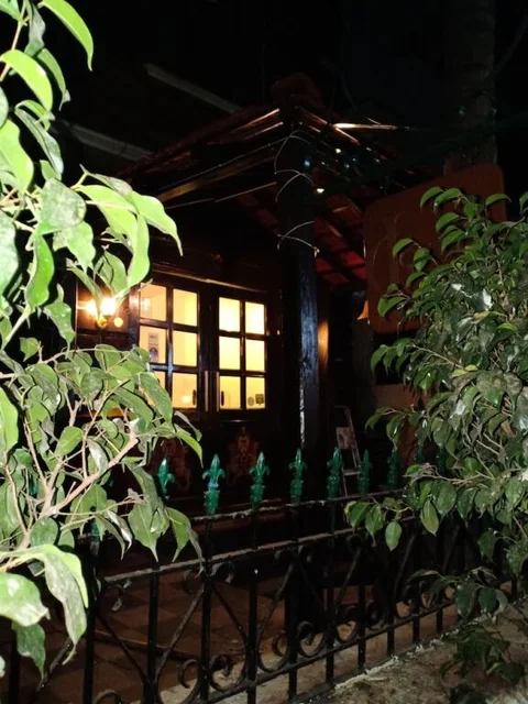 Мумбаи: JC Chalet - A Boutique Hotel