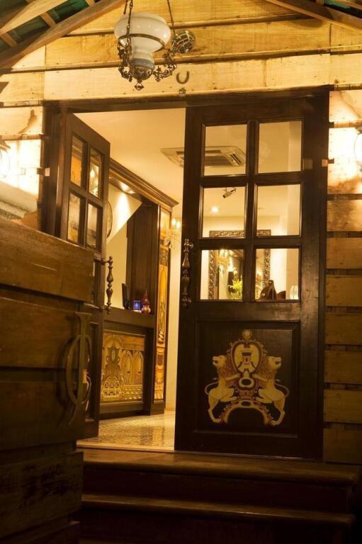 Мумбаи: JC Chalet - A Boutique Hotel