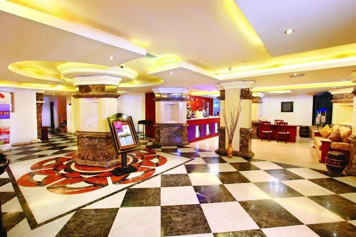 Эрамаллур: Emarald Hotel Cochin