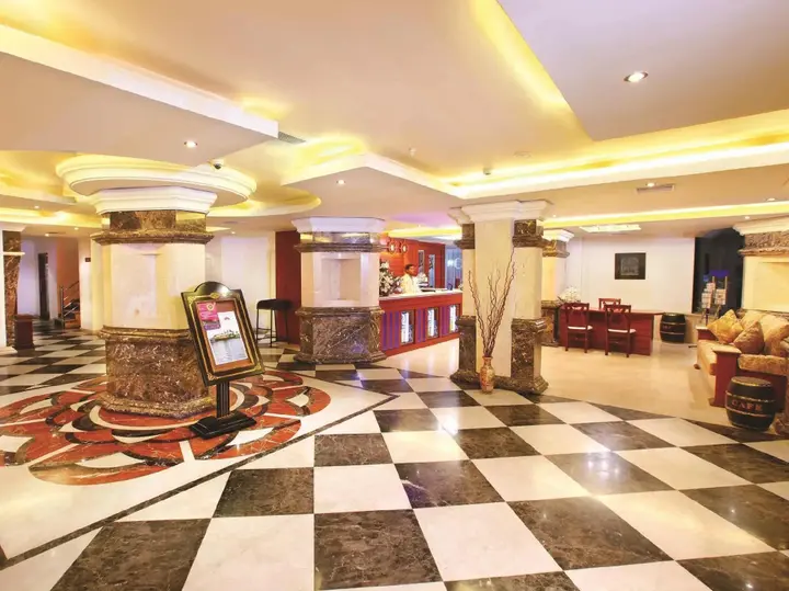 Эрамаллур: Emarald Hotel Cochin