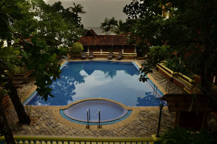 Аллеппи: Punnamada Resorts