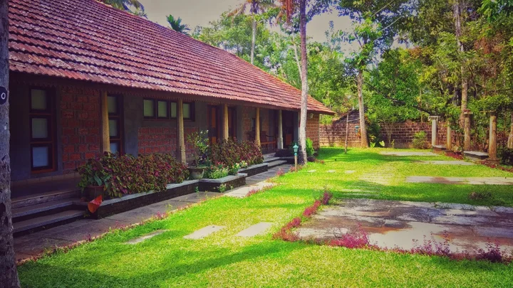 Аллеппи: Punnamada Resorts
