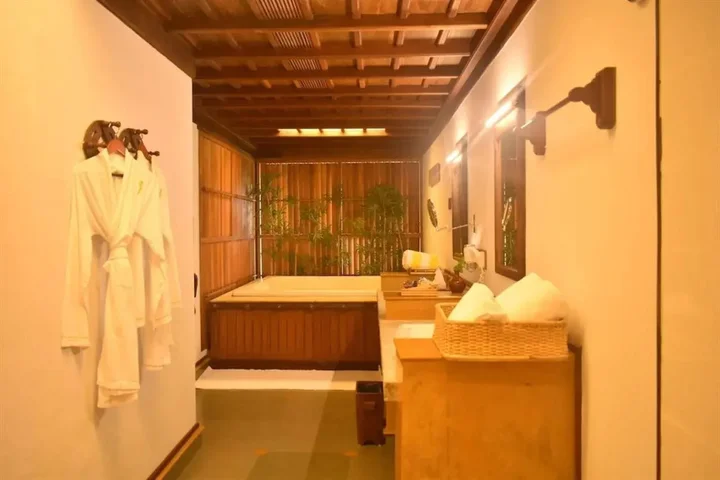 Кумараком: Kumarakom Lake Resort