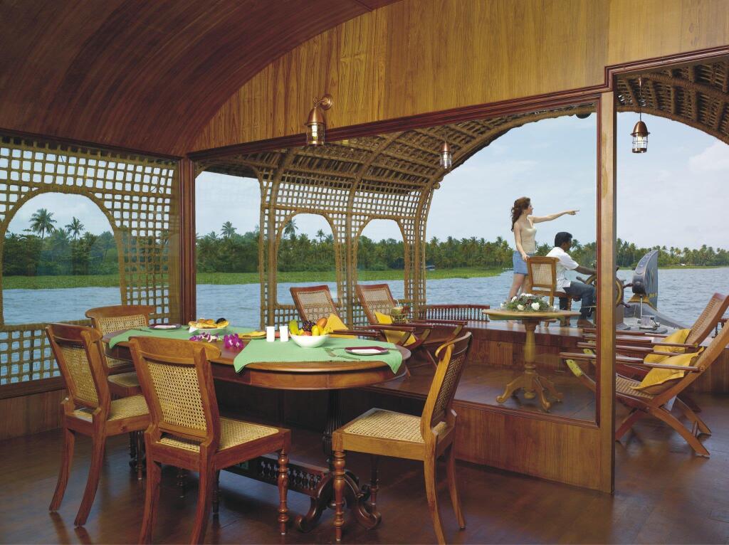 Кумараком: Kumarakom Lake Resort