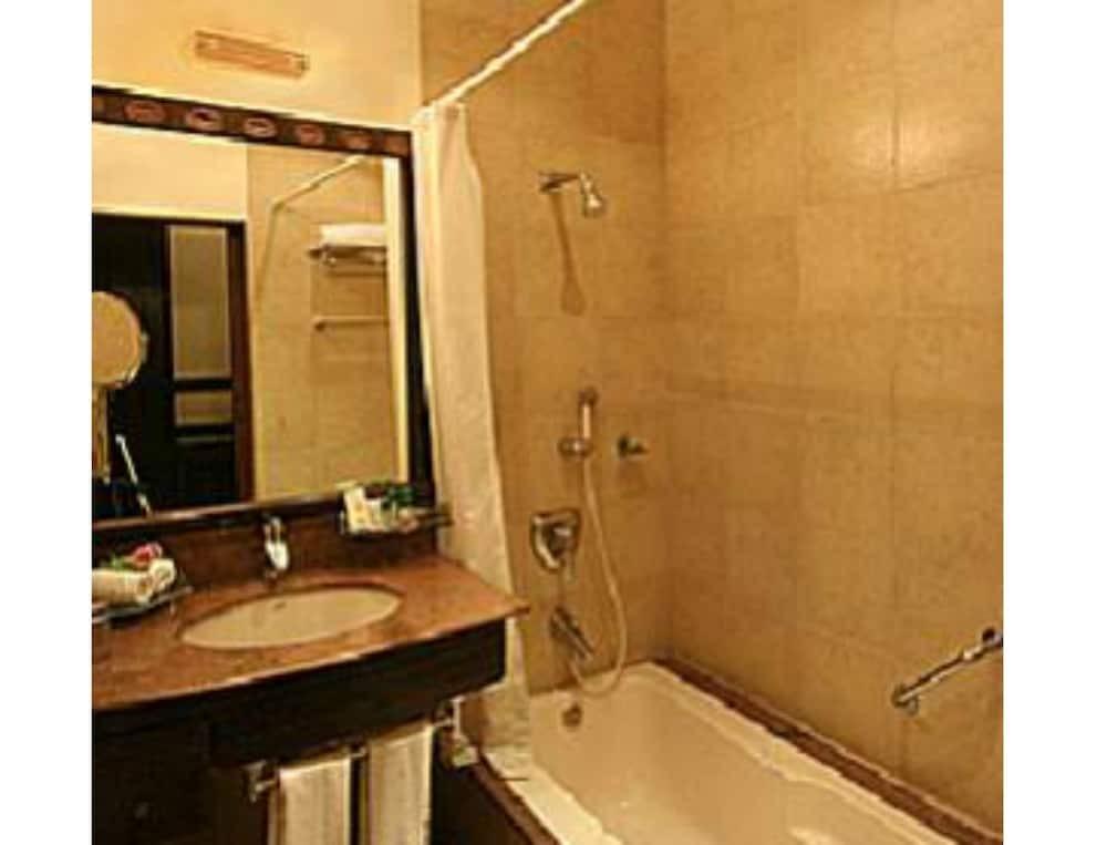 Пуна: The Corinthians Resort