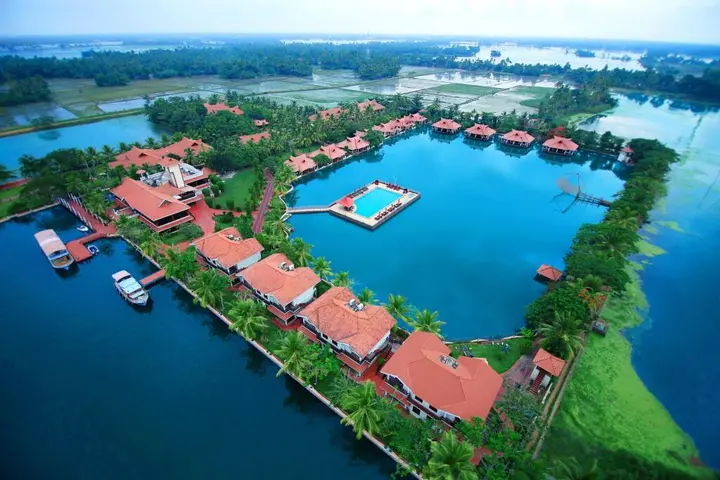 Аллеппи: Sterling Lake Palace Alleppey