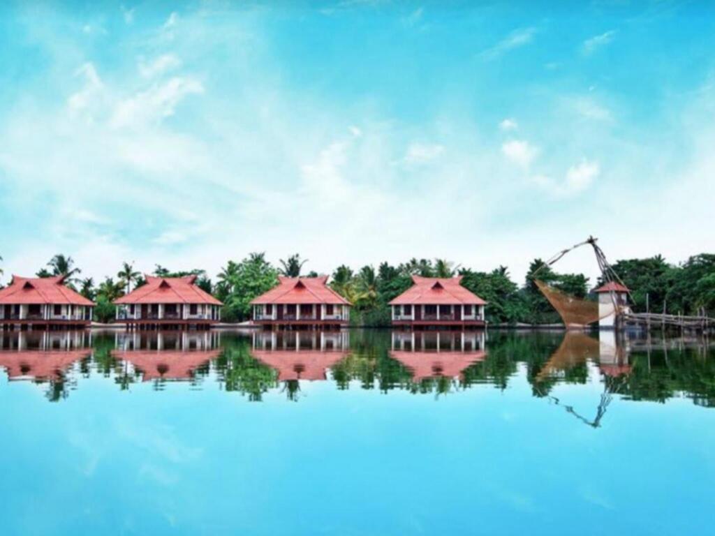Аллеппи: Sterling Lake Palace Alleppey