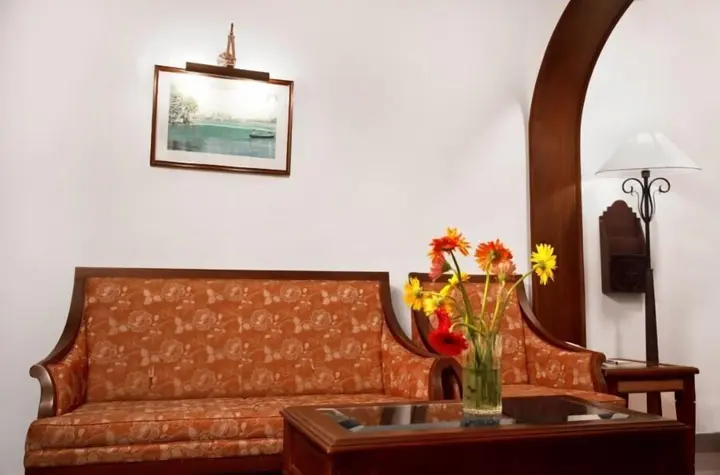 Аллеппи: Sterling Lake Palace Alleppey