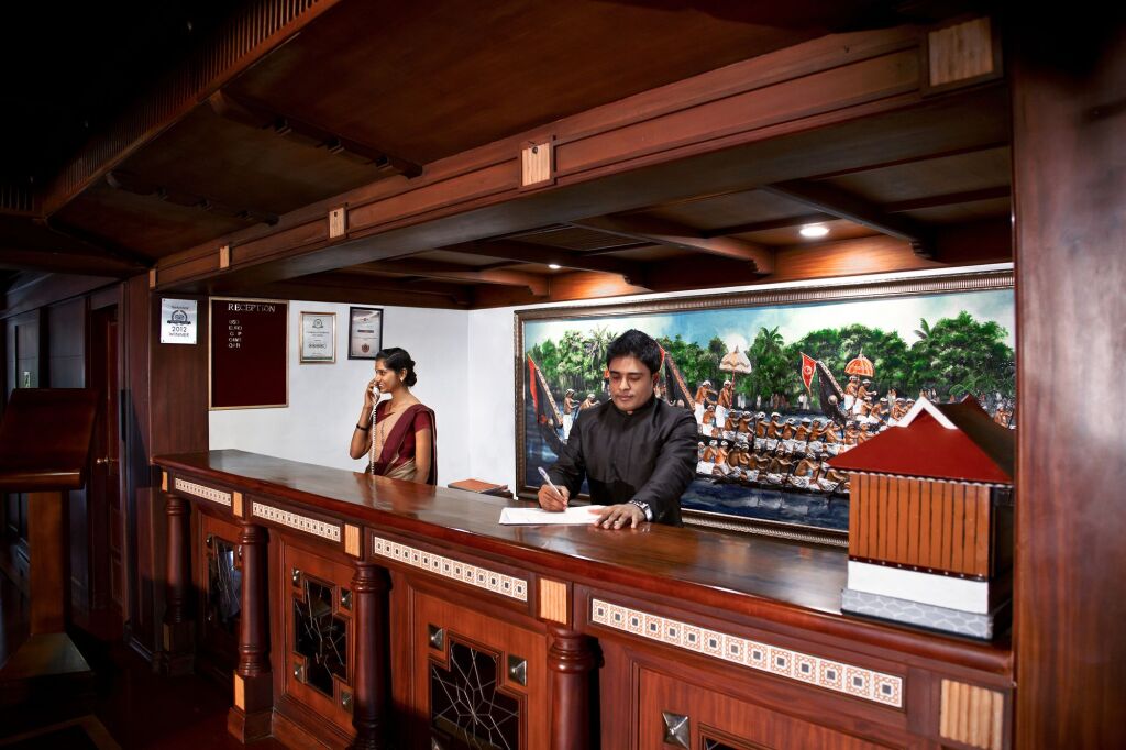 Аллеппи: Sterling Lake Palace Alleppey