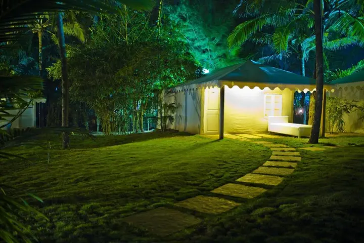 Морджим: Marbela Beach Resort