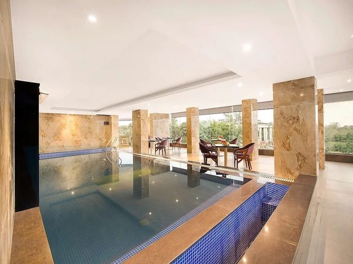 Индаур: HRJ Sarovar Portico Indore