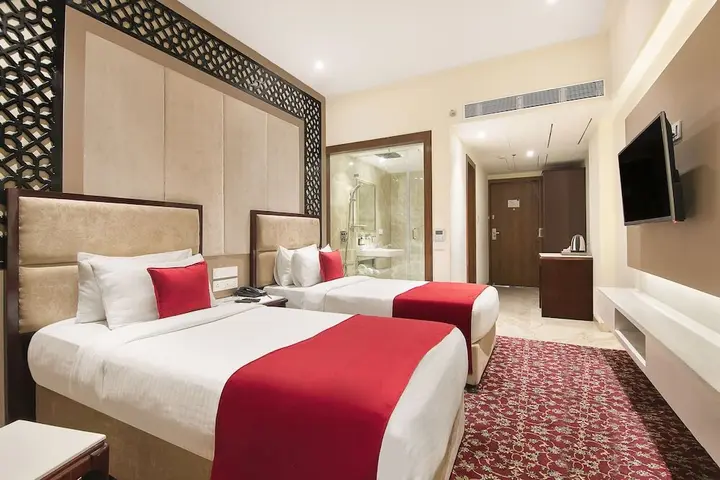 Индаур: HRJ Sarovar Portico Indore