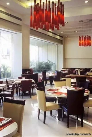 Индаур: HRJ Sarovar Portico Indore