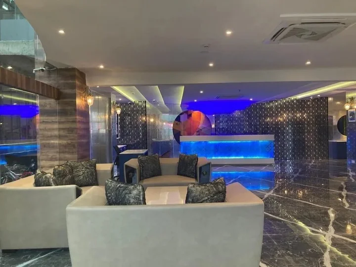 Индаур: HRJ Sarovar Portico Indore