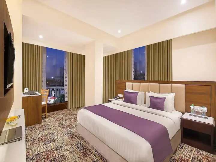 Индаур: HRJ Sarovar Portico Indore