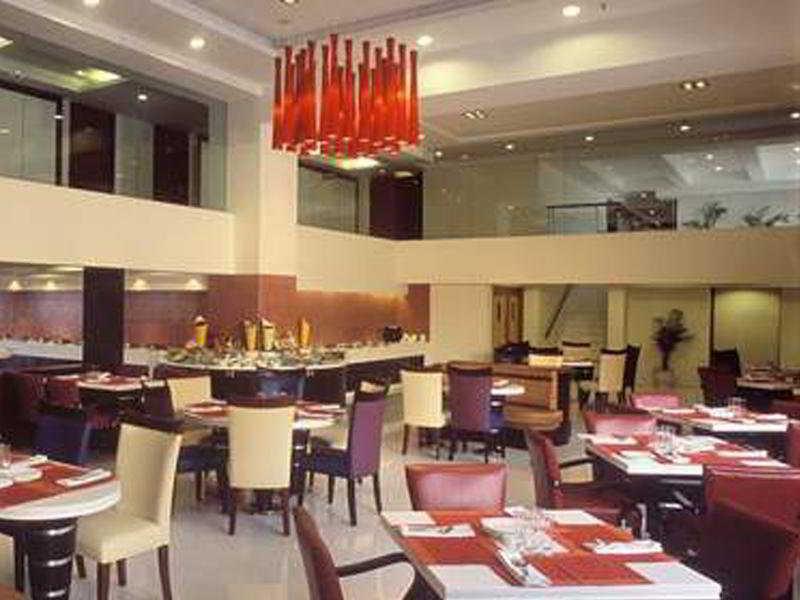 Индаур: HRJ Sarovar Portico Indore