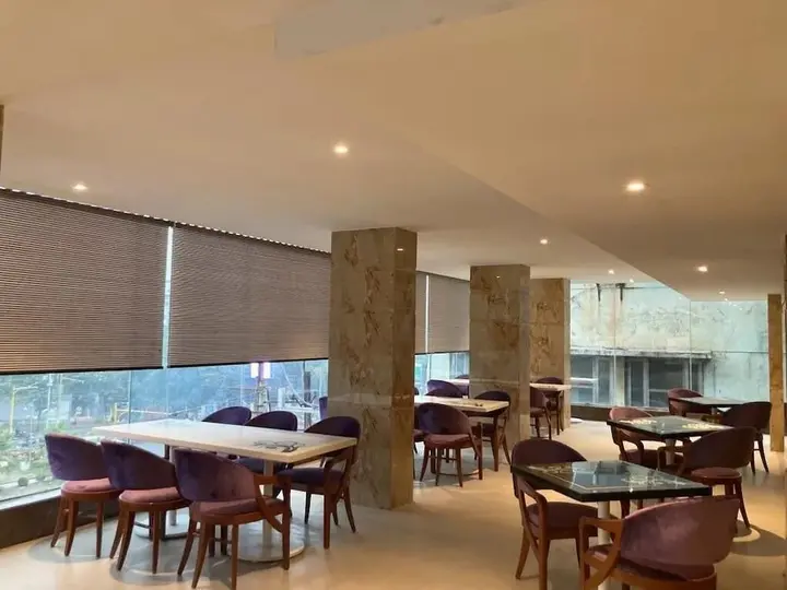 Индаур: HRJ Sarovar Portico Indore