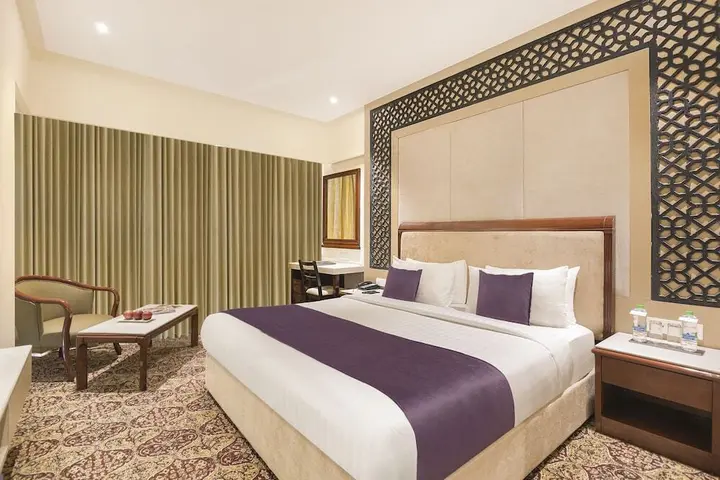 Индаур: HRJ Sarovar Portico Indore