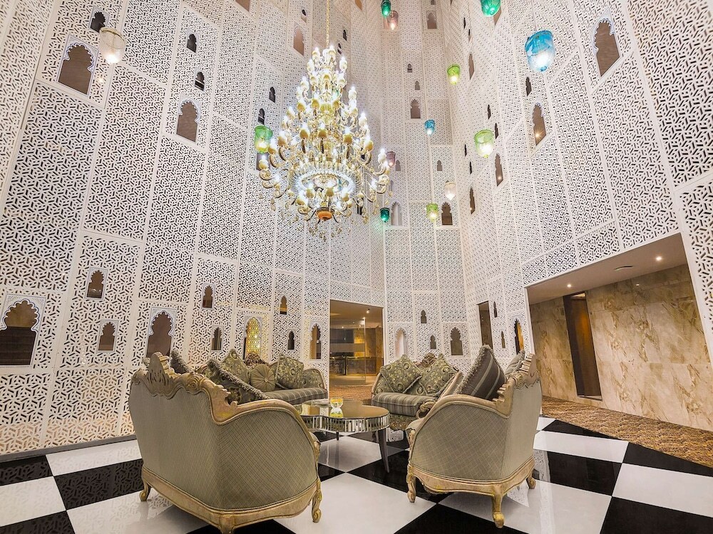 Индаур: HRJ Sarovar Portico Indore