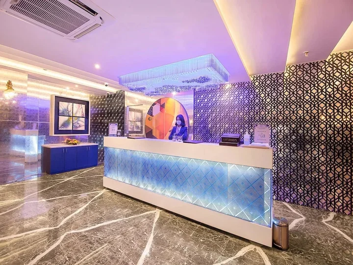 Индаур: HRJ Sarovar Portico Indore