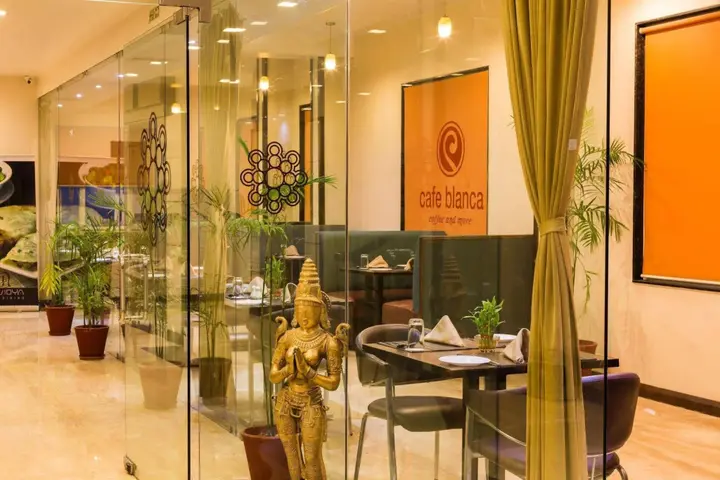 Удаипур: Amantra Comfort Hotel