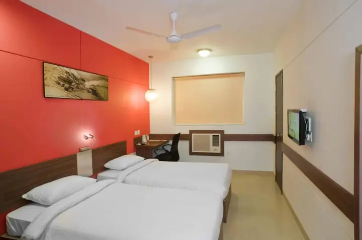 Соманур: Ginger Tirupur