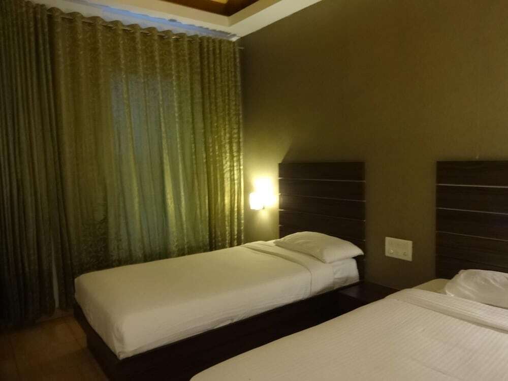 Ченнаи: Ampa Skywalk Hotel