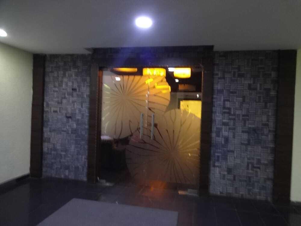 Ченнаи: Ampa Skywalk Hotel
