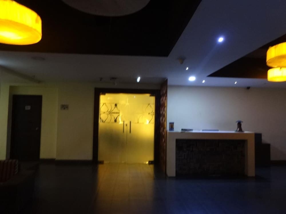 Ченнаи: Ampa Skywalk Hotel
