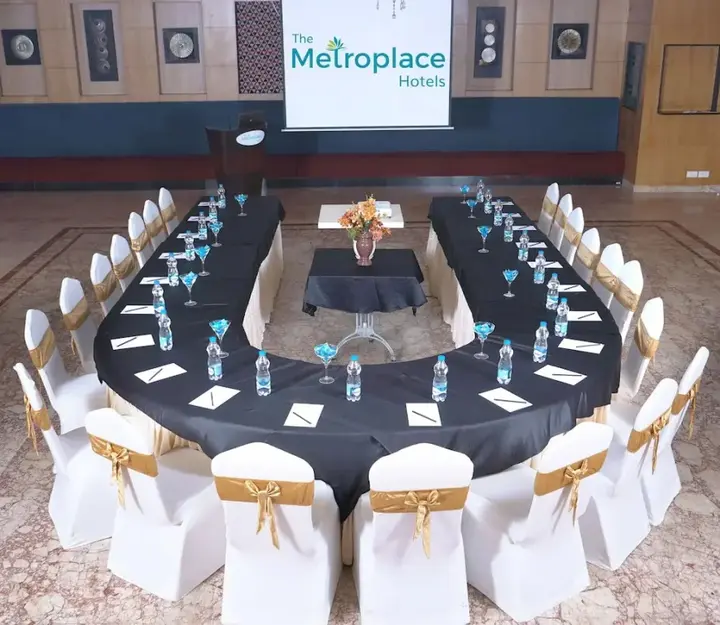 Ченнаи: Asiana Place