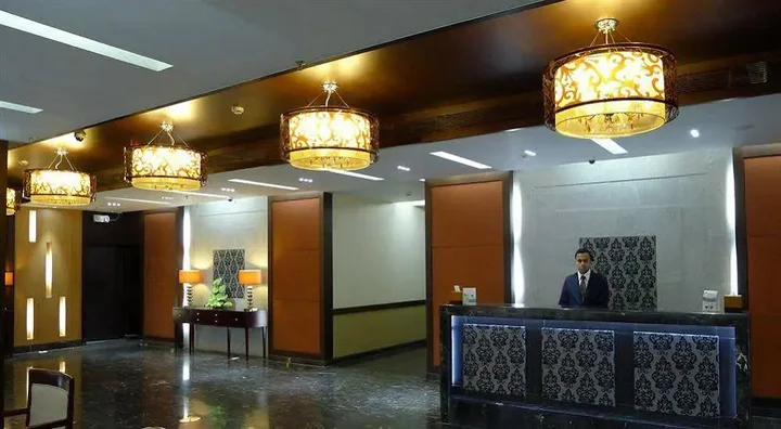 Ченнаи: Asiana Place