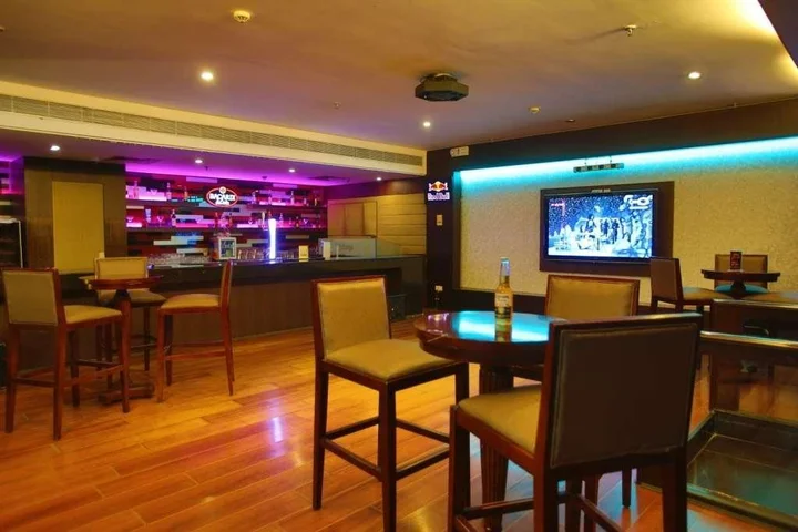 Ченнаи: Asiana Place