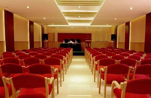 Муннар: Clouds Valley Leisure Hotel