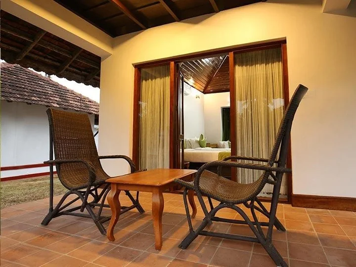 Cheppad: Ayurrathna Coir Village Lake Resort Alleppey