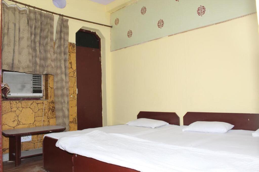Агра: Hotel Raj Bed & Breakfast