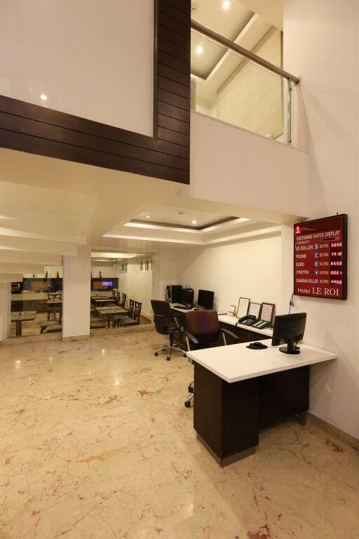 Нью-Дели: Le ROI Delhi
