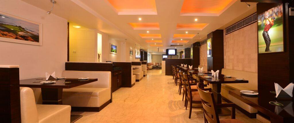 Нью-Дели: Le ROI Delhi