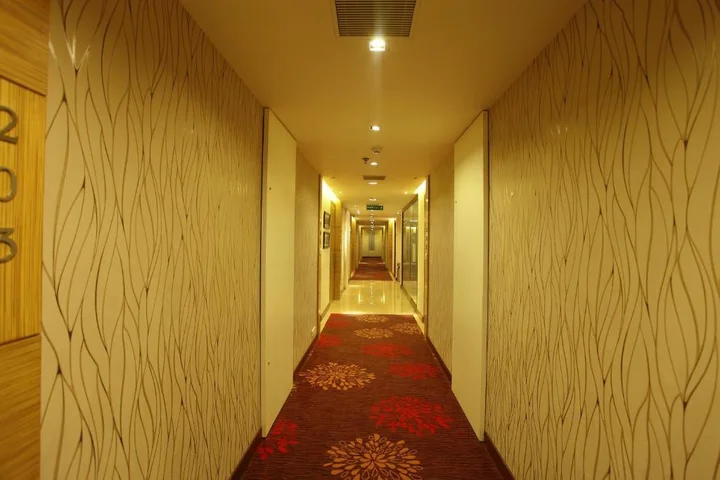 Раджкот: Hotel Comfort Inn Legacy