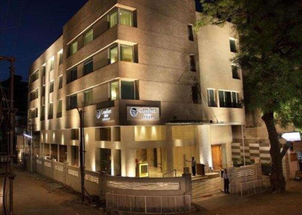 Раджкот: Hotel Comfort Inn Legacy