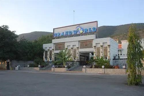 Тирупати: Grand World Tirupati
