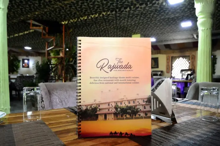 Джайпур: The Heritage Village Resort and Spa