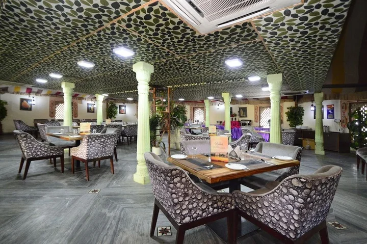 Джайпур: The Heritage Village Resort and Spa