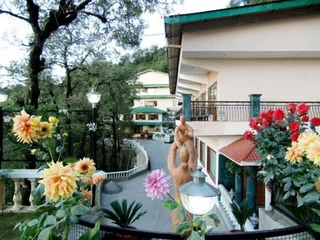 Дехрадун: Hotel Madhuban
