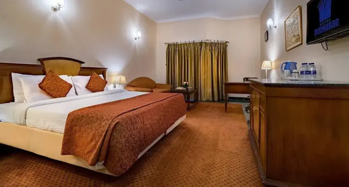 Дехрадун: Hotel Madhuban