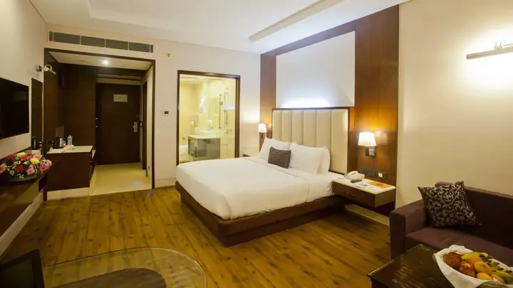 Дехрадун: Hotel Madhuban