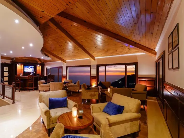 Массури: Hotel Madhuban Highlands