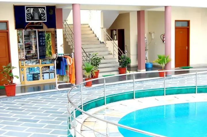 Савай-Мадхопур: Hotel Sanctuary Resort