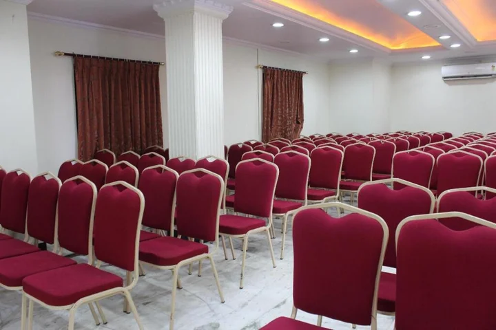 Пудучерри: Hotel Sri Sabthagiri