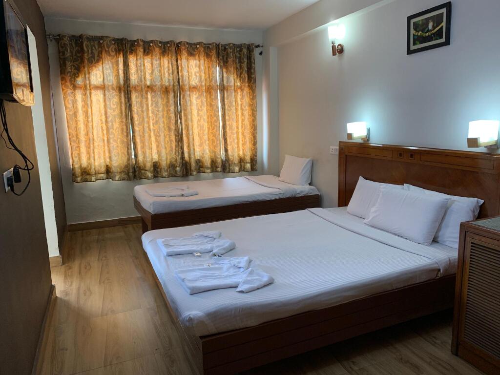 Кодайканал: Hotel JC Grand Kodaikanal