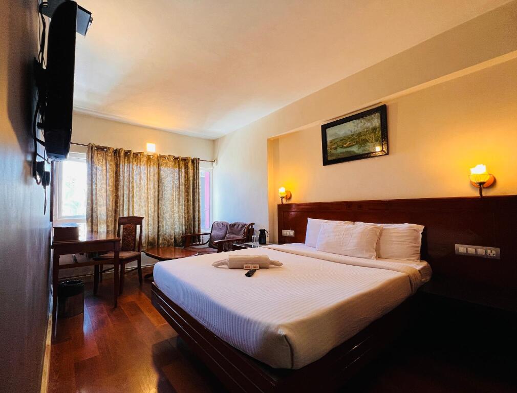 Кодайканал: Hotel JC Grand Kodaikanal